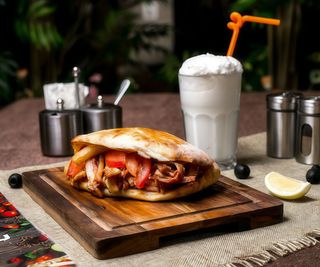 Doner Kebab Grande Sanduiche