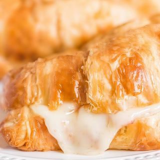 Melted Cheese Croissant