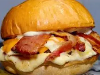 X-bacon (Pão 50 g)