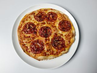 Pizza de Chouriço