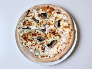 Pizza de Frango com Natas