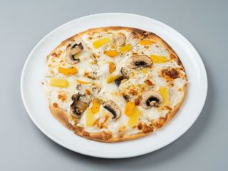 Pizza de Frango e Frutas