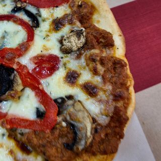 Pizza Bolognese Pequena