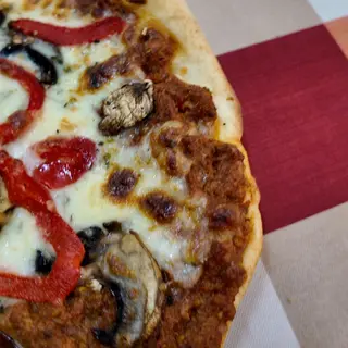 Pizza Bolognese Média
