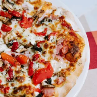 Pizza Capriciosa Média