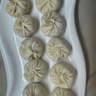 Pork Momo Steam