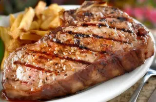 Bife da Vazia  com batata frita e arroz (Marmoreada)