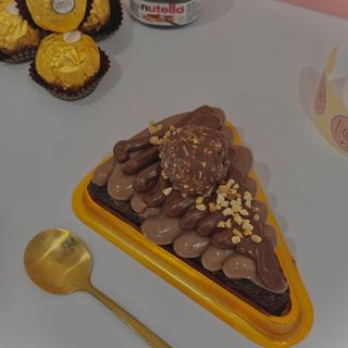 Fatia ferrero rocher 