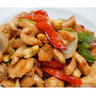 Gai Phad Metmamoung