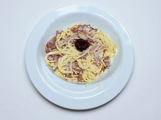 Espargute a carbonara