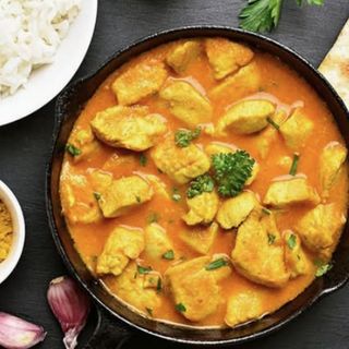 C16. Frango com Caril