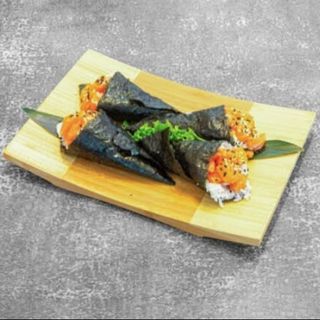 A19 Temaki de Salmão