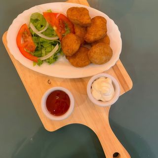 CHICKEN NUGGET (6pcs)