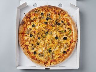 Chicken mushroom pizza.grande.36 cm