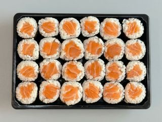 W10 Hosomaki Salmão