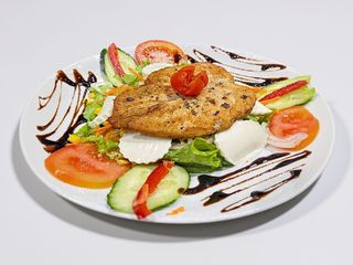 Salada de Frango com Queijo