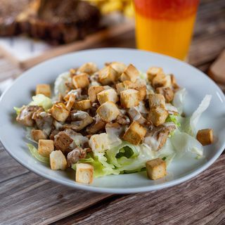 Salada Caesar