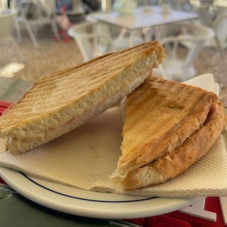 Tosta Queijo e Fiambre Pão de Forma