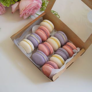 Macarons box 12pc