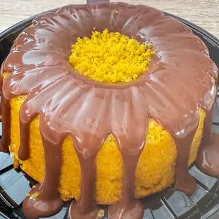 Bolo Vulcão 20CM-