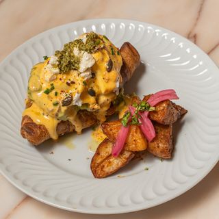 Guacamole Benedict