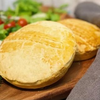 Empadão de Frango com Catupiry