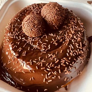 Mini Bolo vulcão cenoura com chocolate