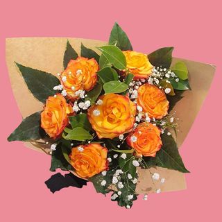 BOUQUET 7 ROSAS FOGO OU PINK