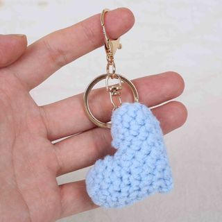 Porta chaves coração azul de crochet