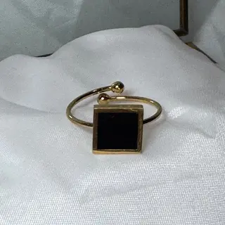 Anel dourado quadrado preto em aço inoxidável ajustável