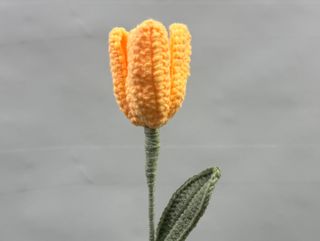 Tulipa amarela crochet
