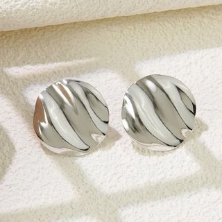 Brincos redondos prateados em aço inoxidável 