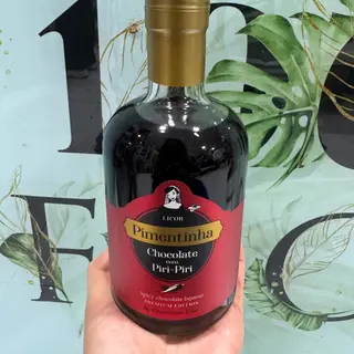Licor chocolate e pimenta 