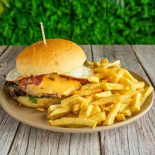 Hambúrguer Clássico