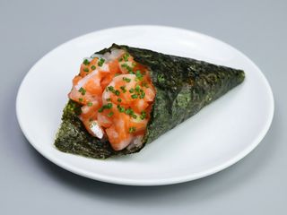 Temaki Salmon 1pcs