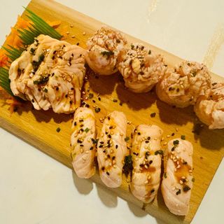 Braseado Gunkan, Nigiri e Sashimi 12 Peças