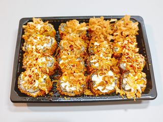 U43-Maki Salmão Frito