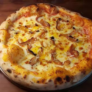 PIZZA DE CARBONARA