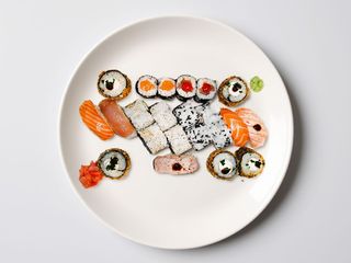 Combinado 11.1- Sakura Sushi (22 Peças)- B1G1