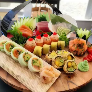 Combinado 16- King Salmon Box (100 Peças)