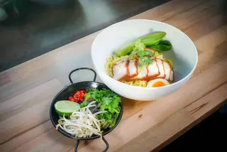 Ba Mee Moo Krob