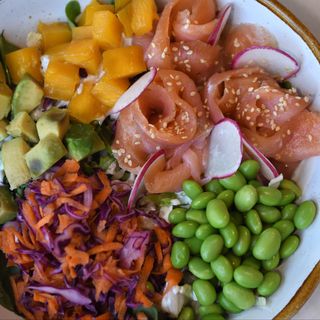 Salada de Salmão Fumado