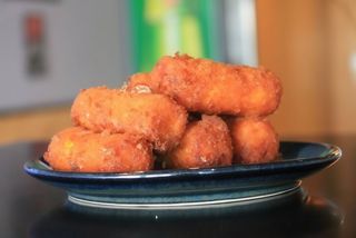 Tequenhos de Milho Doce