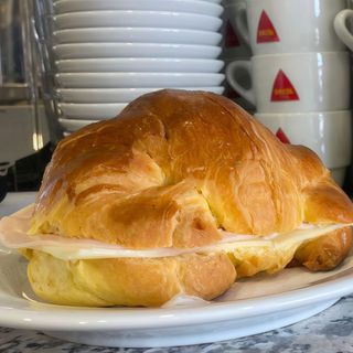 Croissant Misto