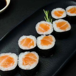 Hosomaki Salmão (8 Peças)