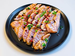 Sashimi Salmão Braseado (12 peças)
