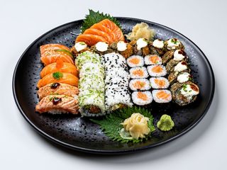 Combinado 14- Salmon Couple Box (34 Peças)