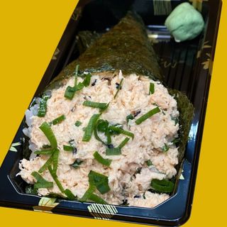 67) Temaki de salmão grelhado (1 un)