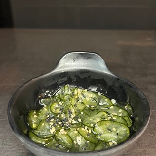 1) Sunomono de pepino