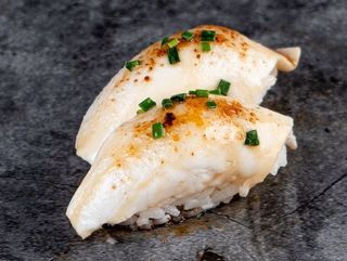 Niguiri Peixe Manteiga Braseado